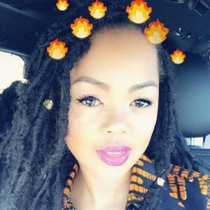 Meet your Posher, Candi